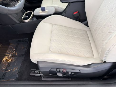 Certified 2025 MINI Cooper S image 14