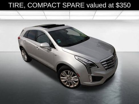 Used 2019 Cadillac XT5 Premium Luxury image 2