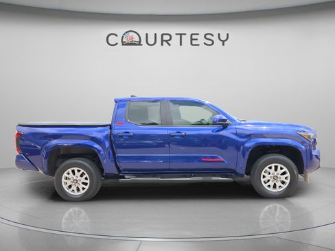 Certified 2025 Toyota Tacoma SR5 RWD image 6