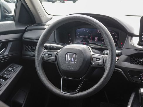 Certified 2023 Honda Accord LX image 43