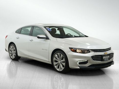 Used 2016 Chevrolet Malibu Premier w/ Driver Confidence Package image 7
