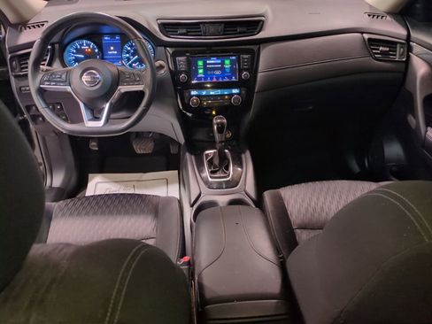Used 2018 Nissan Rogue SV w/ Premium Package AWD/4WD image 16