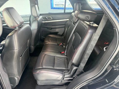 Used 2018 Ford Explorer Sport AWD/4WD image 18