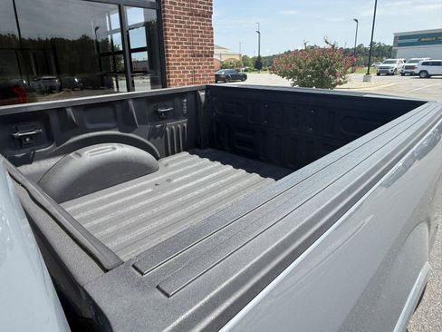 Used 2019 Ford F150 Lariat RWD image 27