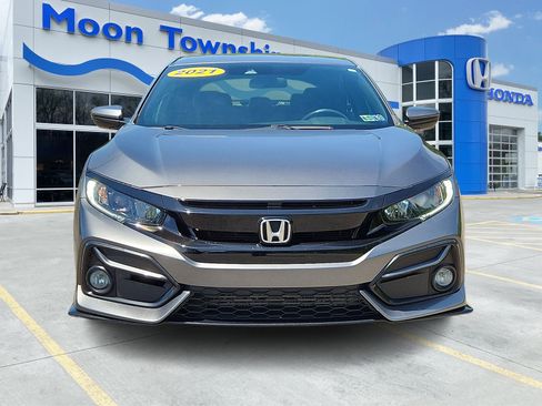 Used 2021 Honda Civic Sport image 2