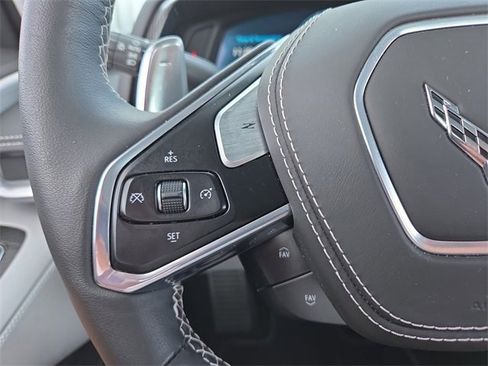 Used 2023 Chevrolet Corvette Stingray Premium Conv w/ Z51 Performance Package image 19