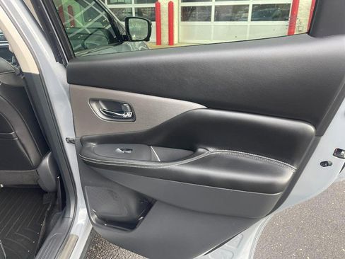 Used 2023 Nissan Murano SL image 13