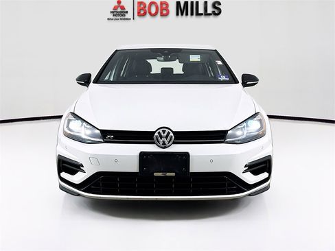 Used 2019 Volkswagen Golf R 4-Door image 2
