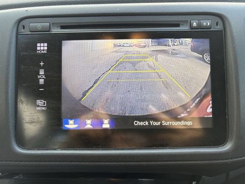 Used 2016 Honda HR-V EX image 19
