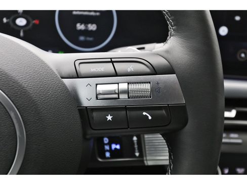 Certified 2025 Hyundai Sonata Limited FWD image 18