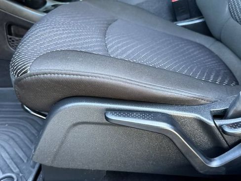 Used 2019 Dodge Journey SE w/ Blacktop Package FWD image 13