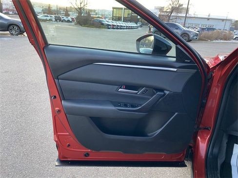 Certified 2025 MAZDA CX-50 AWD 2.5 S w/ Cargo Package image 11