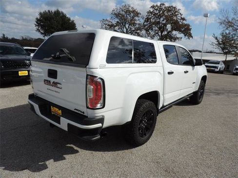 Used 2022 GMC Canyon AT4 image 5