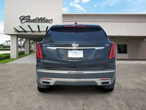 Used 2022 Cadillac XT5 Premium Luxury FWD image 4