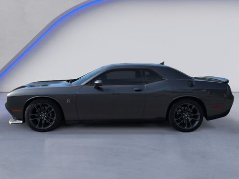 Used 2021 Dodge Challenger R/T Scat Pack RWD image 3