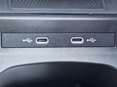 Used 2021 Volkswagen ID.4 Pro image 20