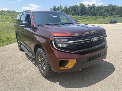 New 2027 Ford Expedition Tremor w/ Driver's Package AWD/4WD image 7