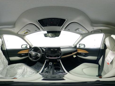 New 2026 Toyota Grand Highlander Limited image 66