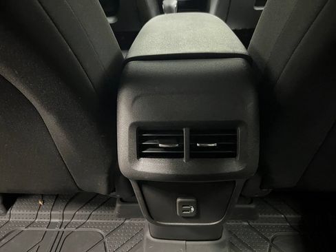 Certified 2024 Chevrolet Equinox LT w/ LPO, Floor Liner Package AWD/4WD image 30