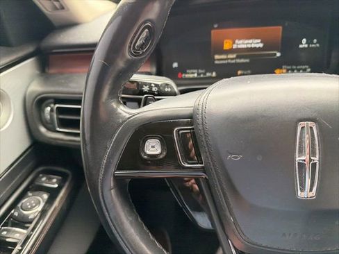 Used 2022 Lincoln Aviator Reserve w/ Equipment Group 201A AWD/4WD image 16