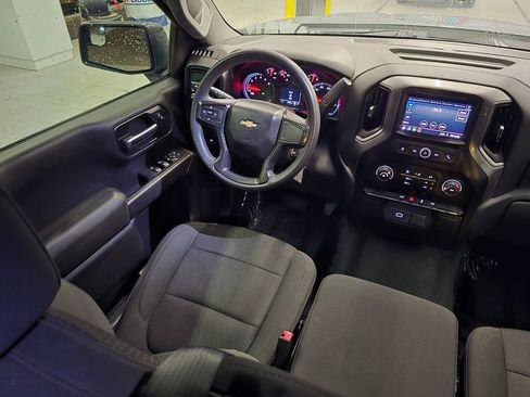 Used 2020 Chevrolet Silverado 1500 Custom w/ Custom Value Package RWD image 38