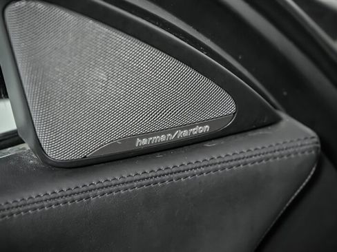 Used 2015 BMW 750i xDrive image 17