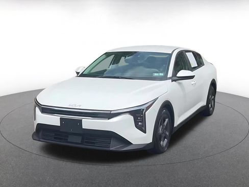 Used 2026 Kia K4 FWD image 7