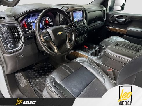 Used 2020 Chevrolet Silverado 2500 High Country AWD/4WD image 13