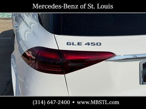 New 2026 Mercedes-Benz GLE 450 4MATIC image 4