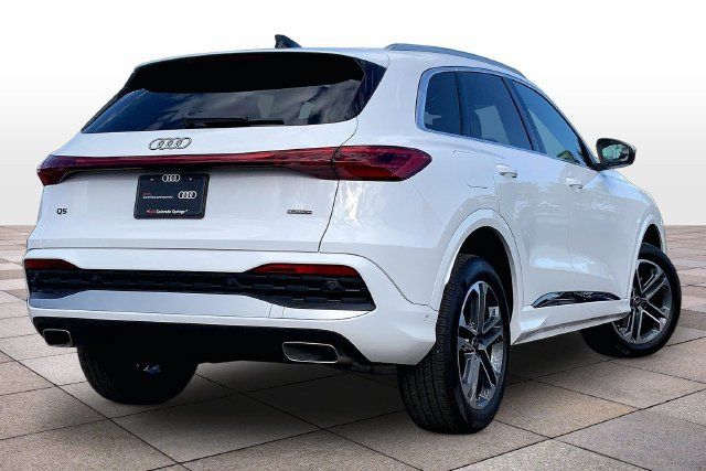 Used 2025 Audi Q5 Premium w/ Convenience Package AWD/4WD image 13