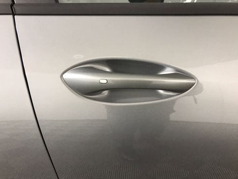 New 2026 Chevrolet Trax LT image 22