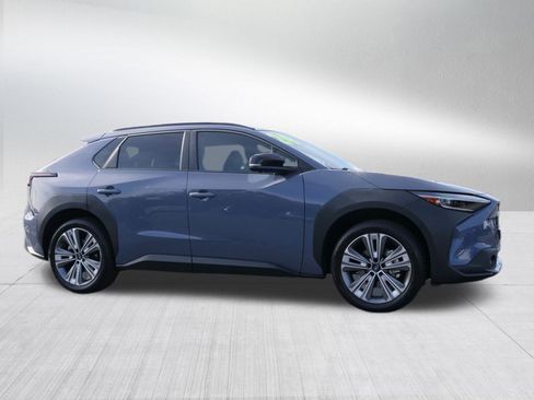 Used 2024 Subaru Solterra Limited w/ Limited Package image 2