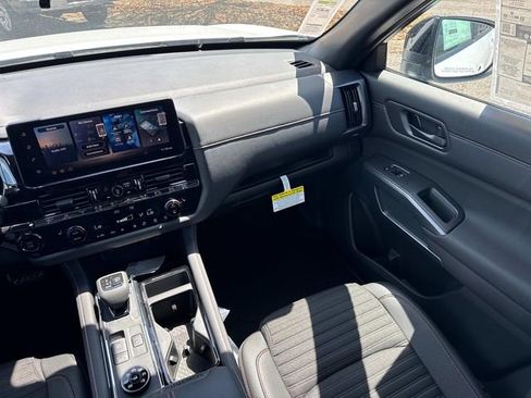 New 2026 Nissan Pathfinder Rock Creek AWD/4WD image 20