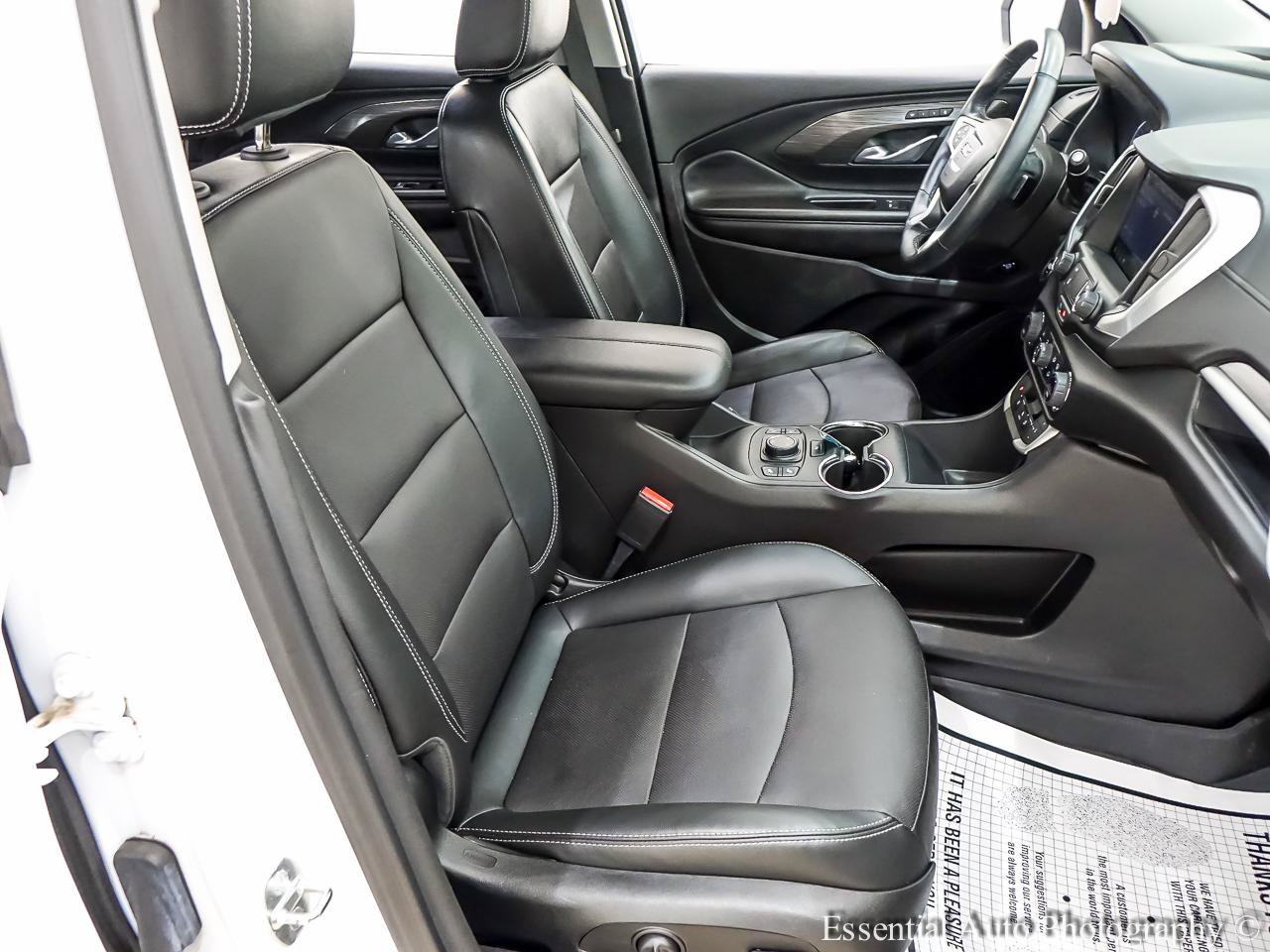 Used 2023 GMC Terrain SLT w/ Tech Package AWD/4WD image 31