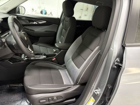 New 2026 Chevrolet TrailBlazer LT w/ Convenience Package FWD image 19