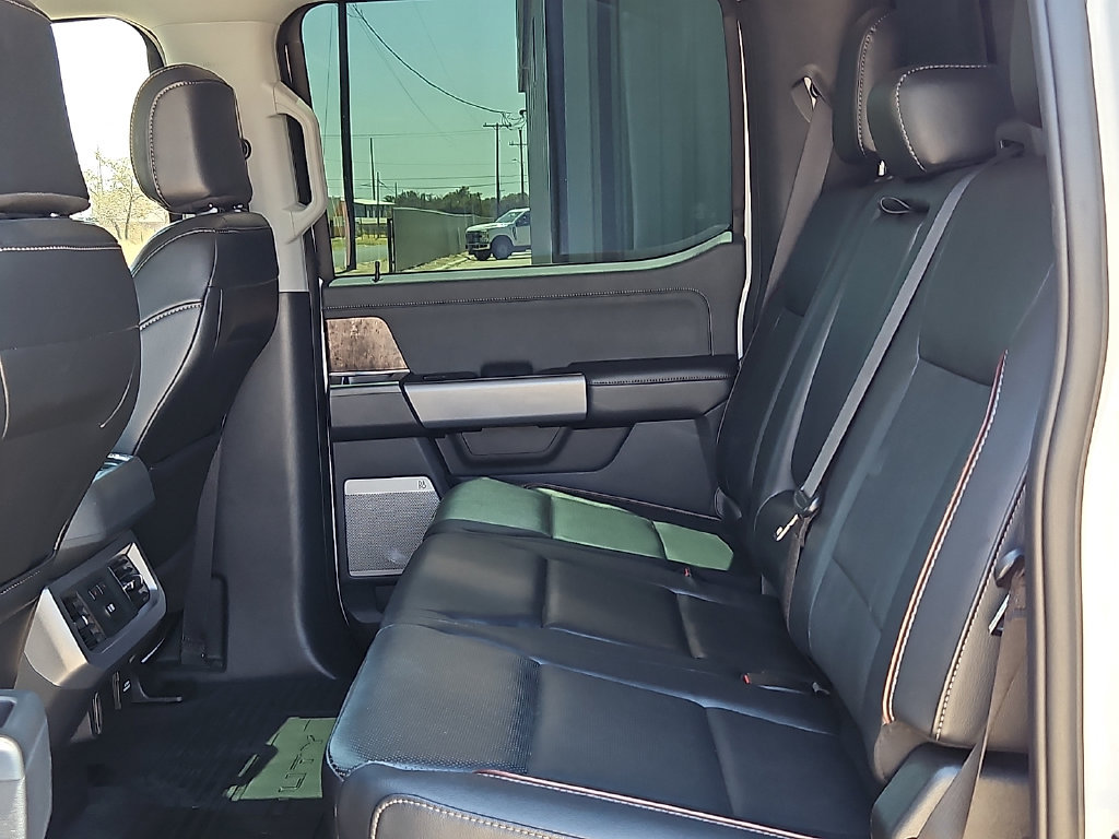 Used 2024 Ford F250 Lariat w/ FX4 Off-Road Package AWD/4WD image 16