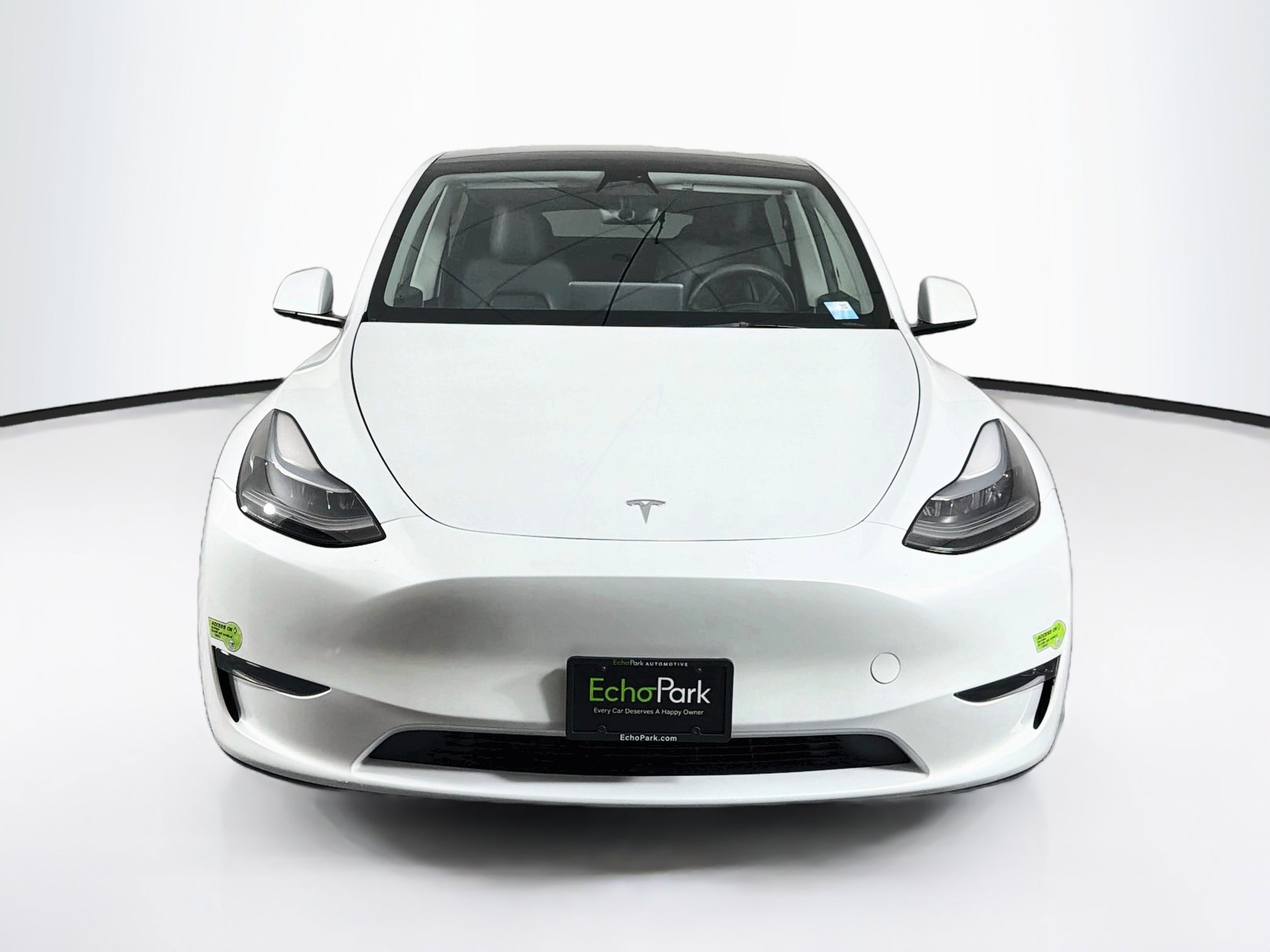 Used 2023 Tesla Model Y Long Range AWD/4WD image 2