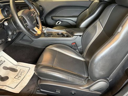 Used 2017 Dodge Challenger GT w/ Driver Convenience Group image 19