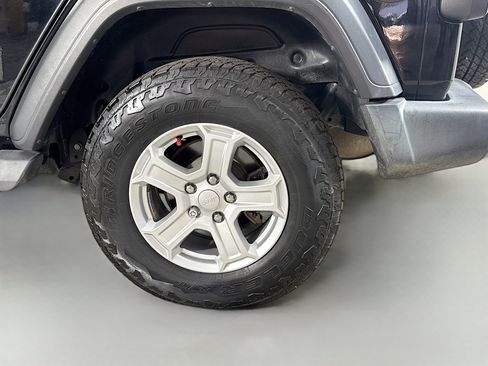 Used 2020 Jeep Wrangler Unlimited Sport S AWD/4WD image 37