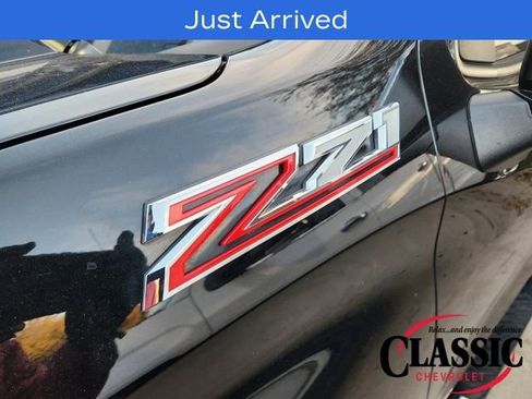 Used 2021 Chevrolet Silverado 1500 LT w/ Texas Edition Plus image 18