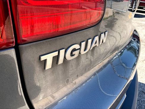 Used 2016 Volkswagen Tiguan S FWD image 10