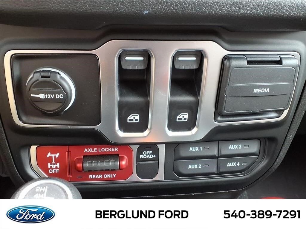 Used 2026 Jeep Wrangler Sport AWD/4WD image 28