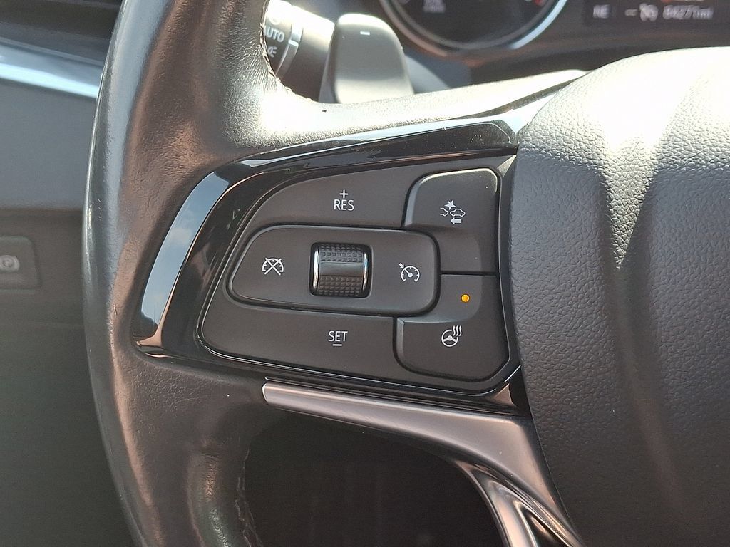 Used 2023 Buick Enclave Essence w/ Experience Buick Package AWD/4WD image 26