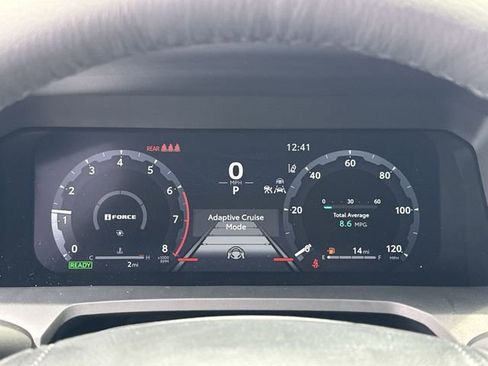Used 2025 Toyota Tacoma Limited AWD/4WD image 15