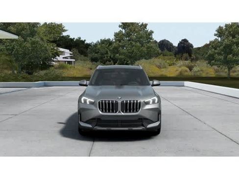 New 2026 BMW X1 xDrive28i w/ Technology Package AWD/4WD image 3