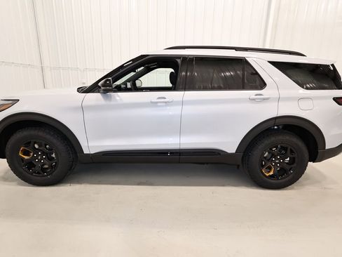 New 2026 Ford Explorer Tremor image 5