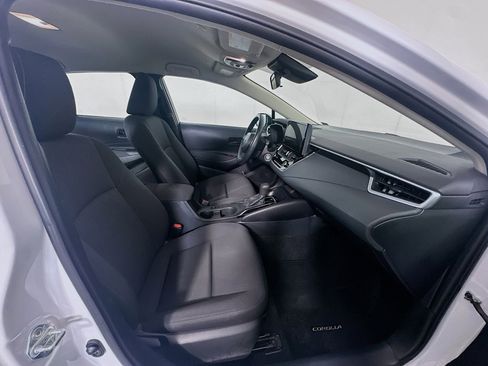 Used 2024 Toyota Corolla LE FWD image 30