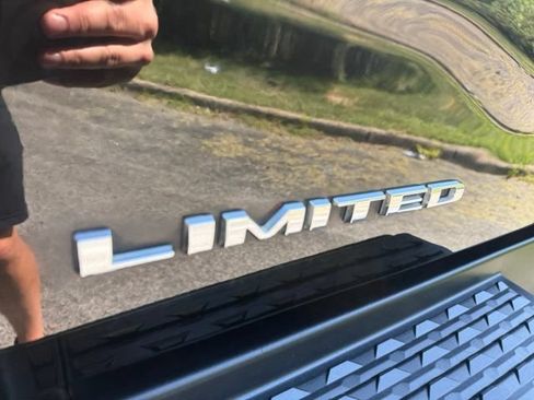 Used 2019 RAM 2500 Limited AWD/4WD image 3
