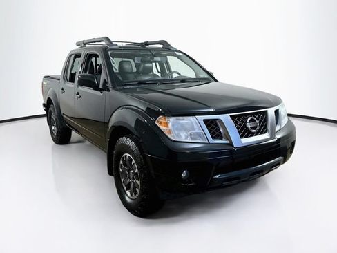 Used 2020 Nissan Frontier PRO-4X w/ Pro-4x Utility Package AWD/4WD image 1