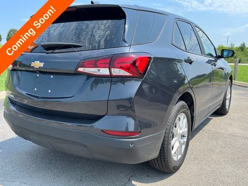 Used 2022 Chevrolet Equinox LS FWD image 11